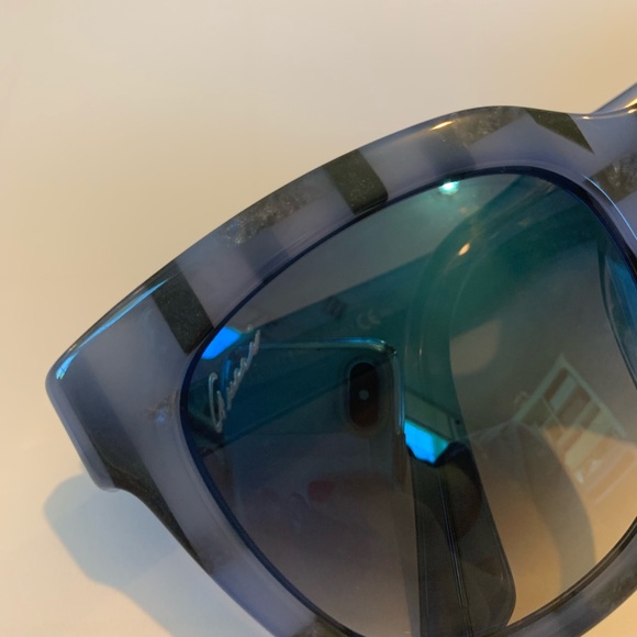 NEVER WORN GUCCI Oversized Sunglasses - Picture 5 of 7